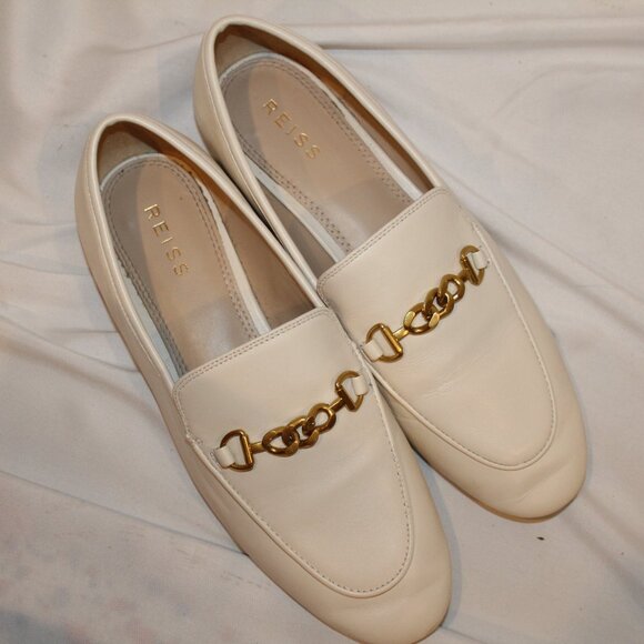 REISS WOMEN'S EVAN LEATHER CHAIN DETAIL LOAFERS IVORY‎ SZ 8.5 $265 - Picture 2 of 5